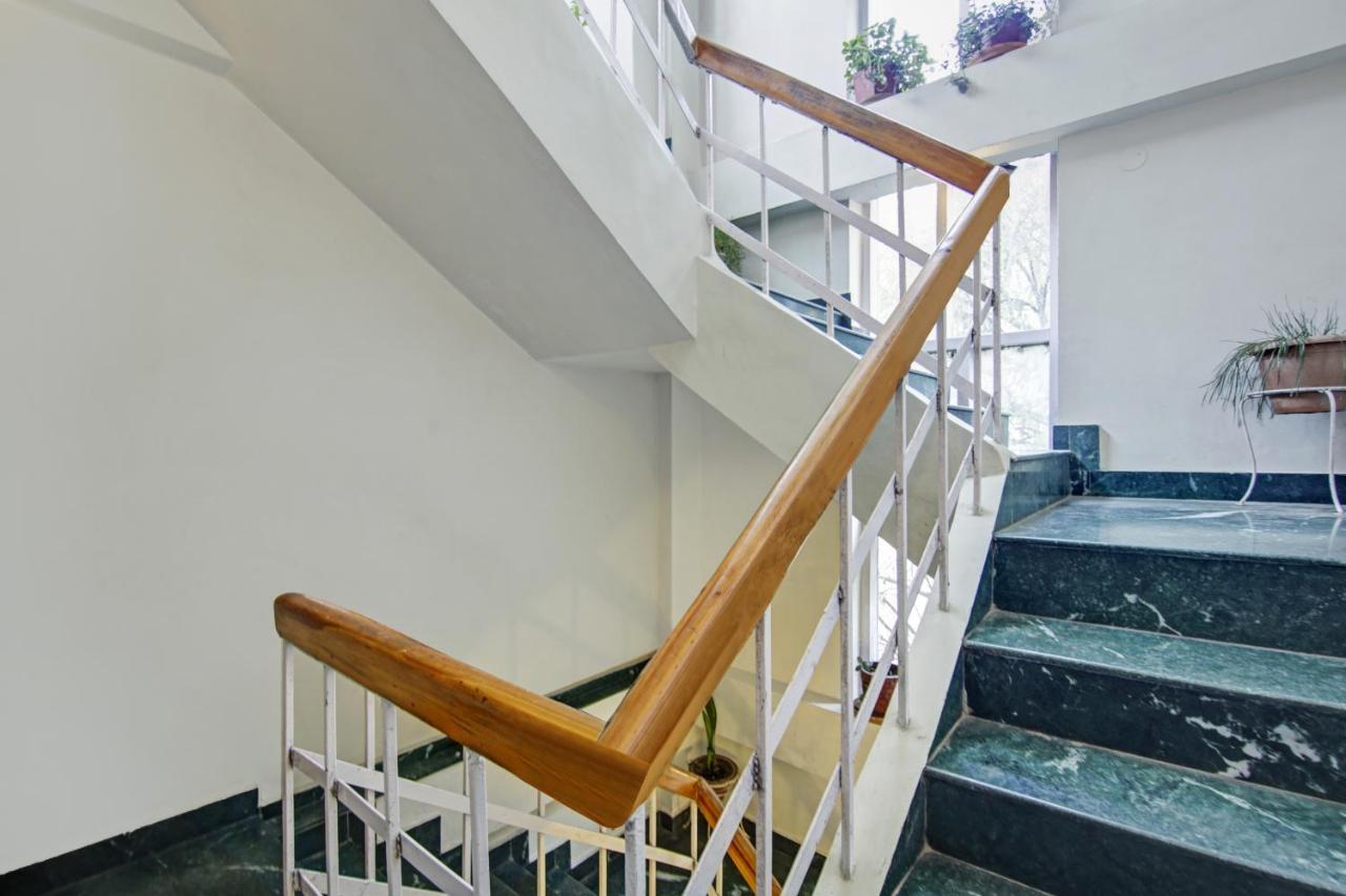 Itsy Hotels Crystal Palace With Valley View Shimla Esterno foto